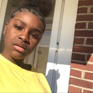 Meet your Posher, Brittany